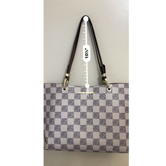 Steve Madden signature tote with matching clutch - Picture 8 of 14